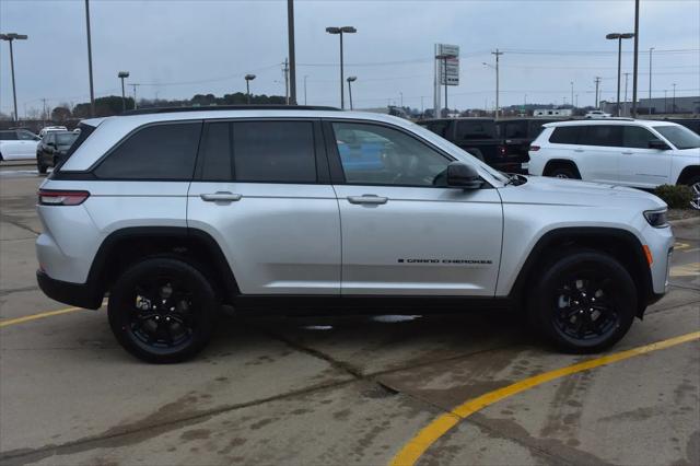 2026 Jeep Grand Cherokee Altitude 4x4