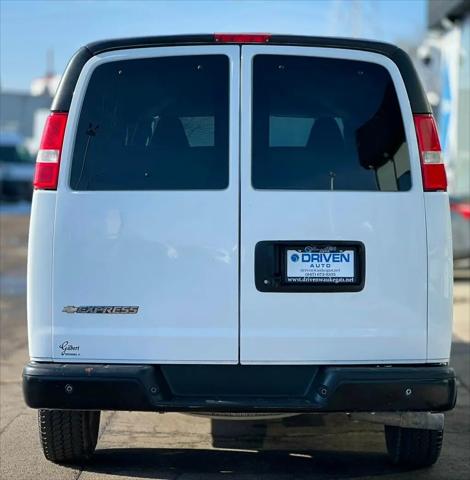 2023 Chevrolet Express Passenger RWD 3500 Extended Wheelbase LS