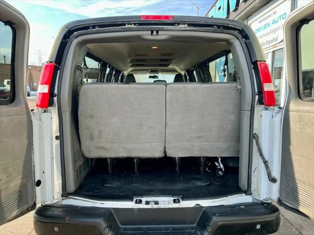 2023 Chevrolet Express Passenger RWD 3500 Extended Wheelbase LS