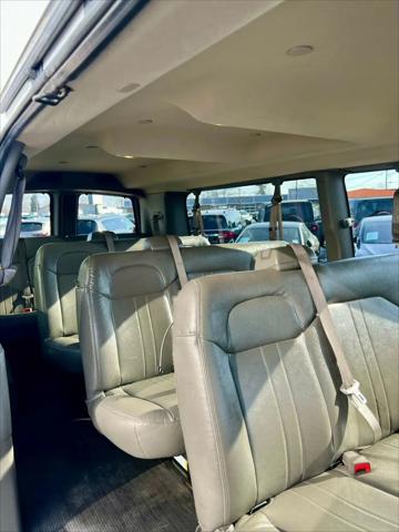 2023 Chevrolet Express Passenger RWD 3500 Extended Wheelbase LS