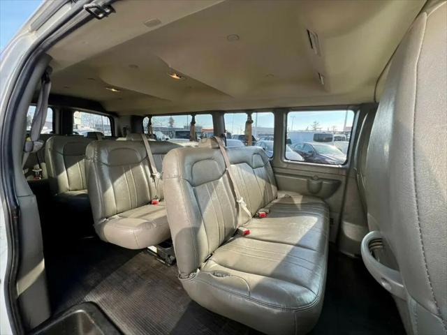 2023 Chevrolet Express Passenger RWD 3500 Extended Wheelbase LS