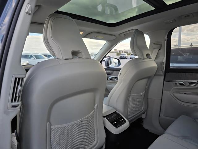 2026 Volvo XC90 Ultra, B6 AWD Gas (mild hybrid), Gasoline, Bright, 7 Seats