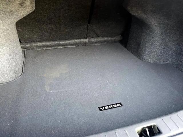 2015 Nissan Versa 1.6 SV