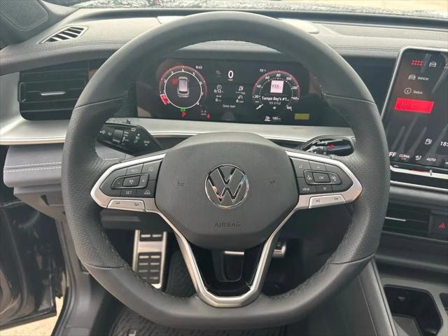 2026 Volkswagen Tiguan SE R-Line Black