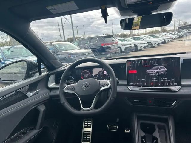 2026 Volkswagen Tiguan SE R-Line Black