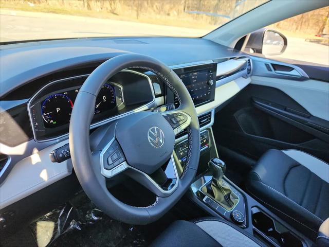 2026 Volkswagen Taos SEL