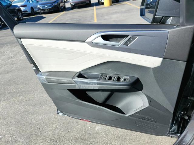 2026 Volkswagen Taos SEL