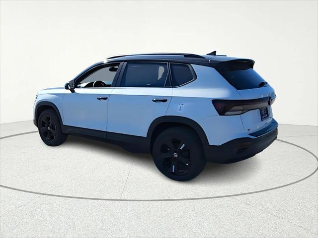 2026 Volkswagen Taos SE Black