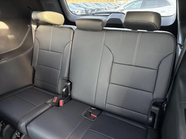 2026 GMC Acadia Elevation FWD