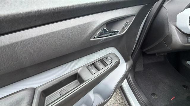 2027 Chevrolet Bolt LT FWD