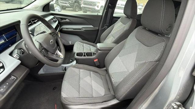2027 Chevrolet Bolt LT FWD