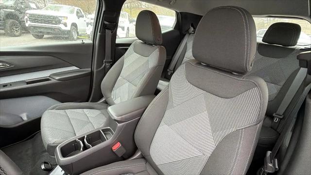 2027 Chevrolet Bolt LT FWD