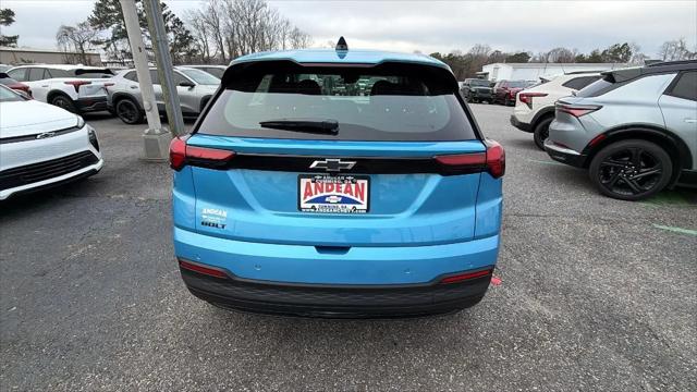 2027 Chevrolet Bolt LT FWD