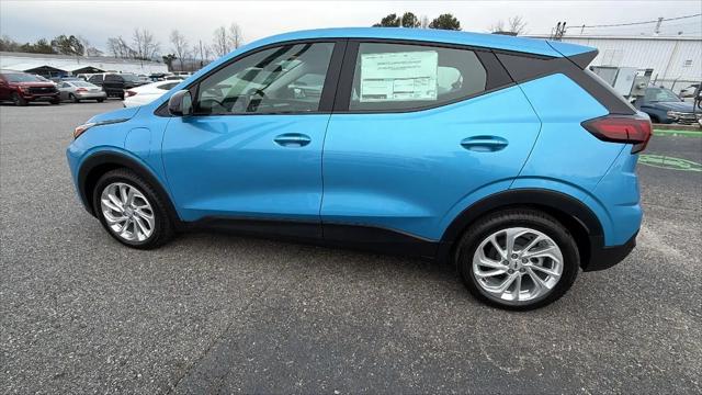 2027 Chevrolet Bolt LT FWD