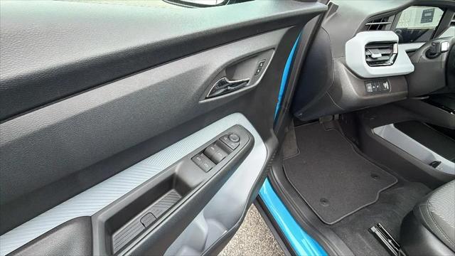 2027 Chevrolet Bolt LT FWD