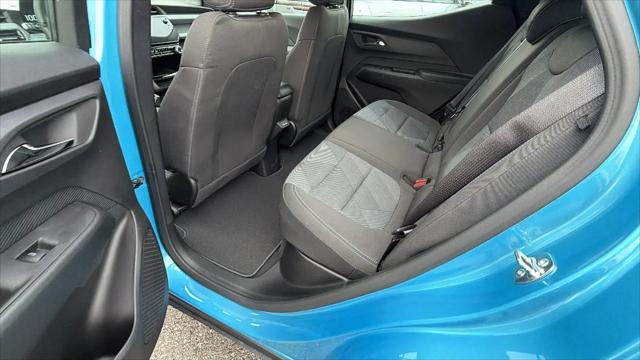 2027 Chevrolet Bolt LT FWD