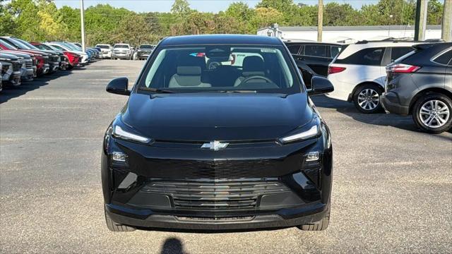 2027 Chevrolet Bolt LT FWD