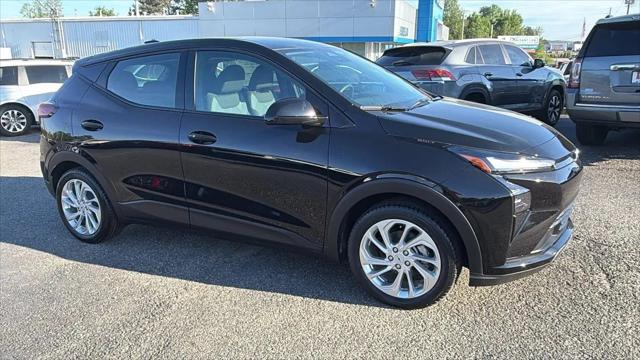 2027 Chevrolet Bolt LT FWD