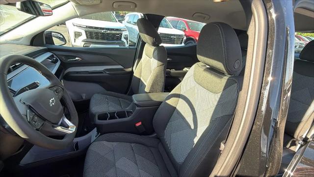 2027 Chevrolet Bolt LT FWD