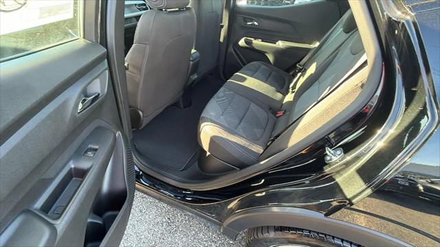 2027 Chevrolet Bolt LT FWD
