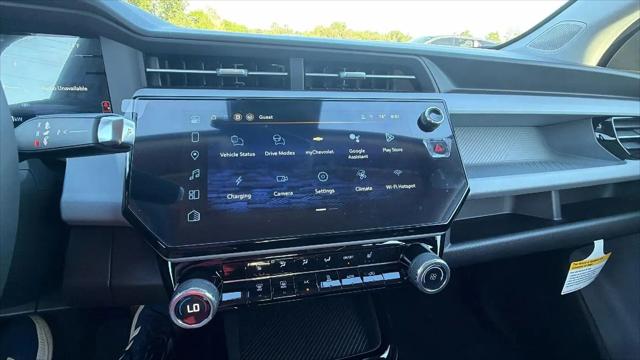 2027 Chevrolet Bolt LT FWD