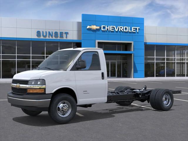 2026 Chevrolet Express Cutaway Work Van