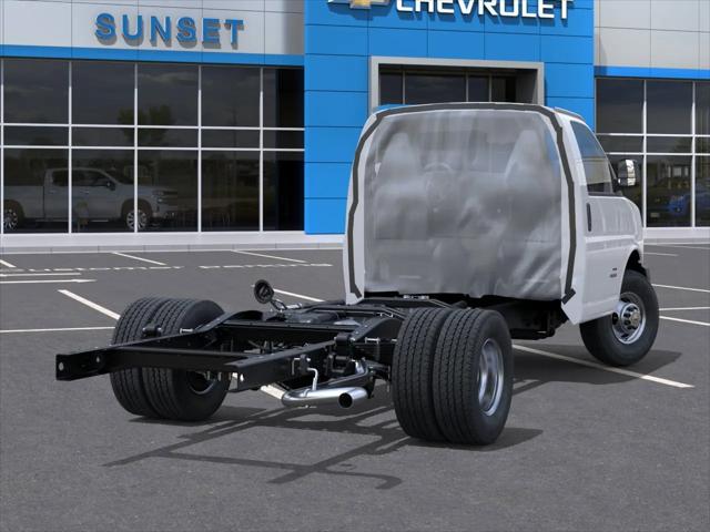 2026 Chevrolet Express Cutaway Work Van
