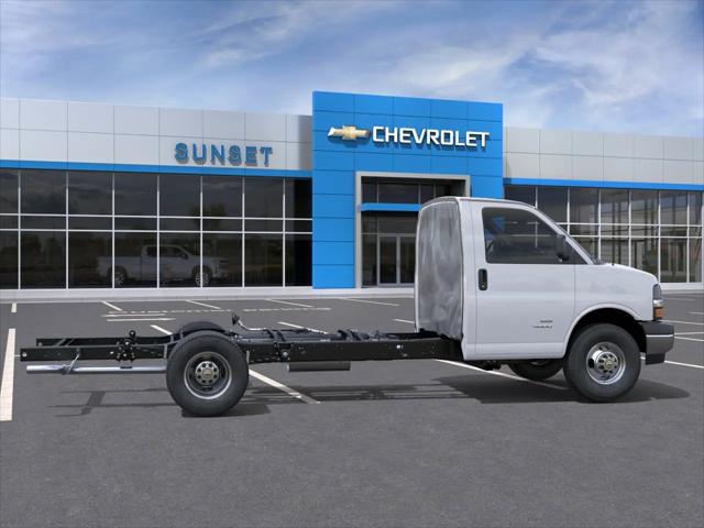 2026 Chevrolet Express Cutaway Work Van