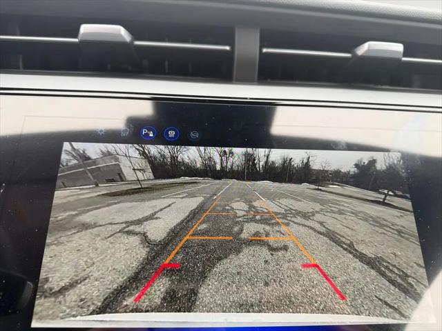 2027 Chevrolet Bolt LT FWD