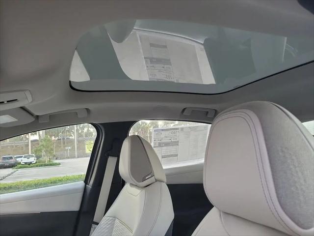 2026 Nissan LEAF PLATINUM+