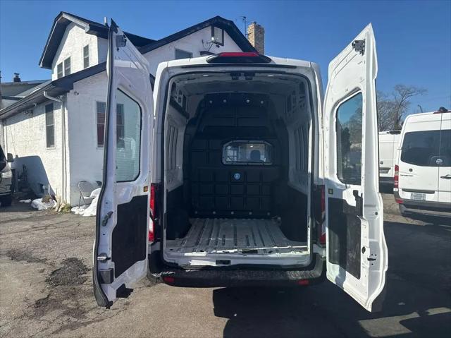 2021 Ford Transit Crew Van T-350