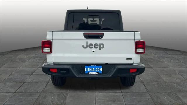 2023 Jeep Gladiator Overland