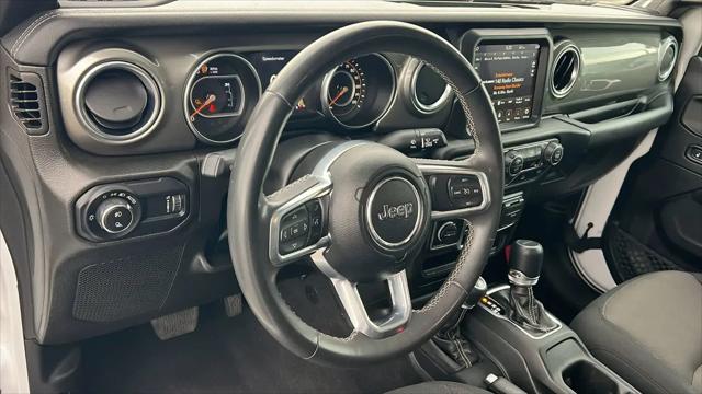 2023 Jeep Gladiator Overland