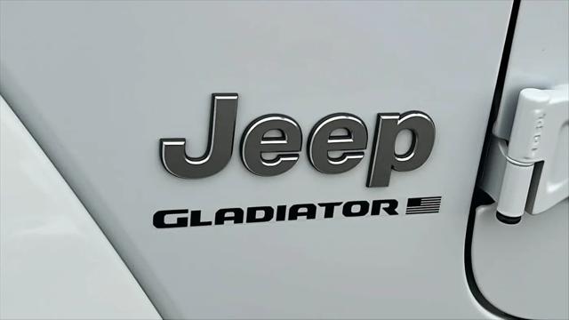 2023 Jeep Gladiator Overland