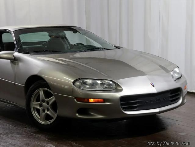 1999 Chevrolet Camaro Base