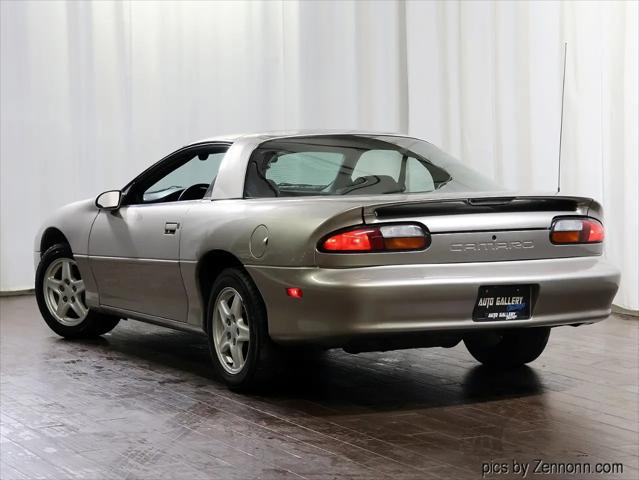 1999 Chevrolet Camaro Base