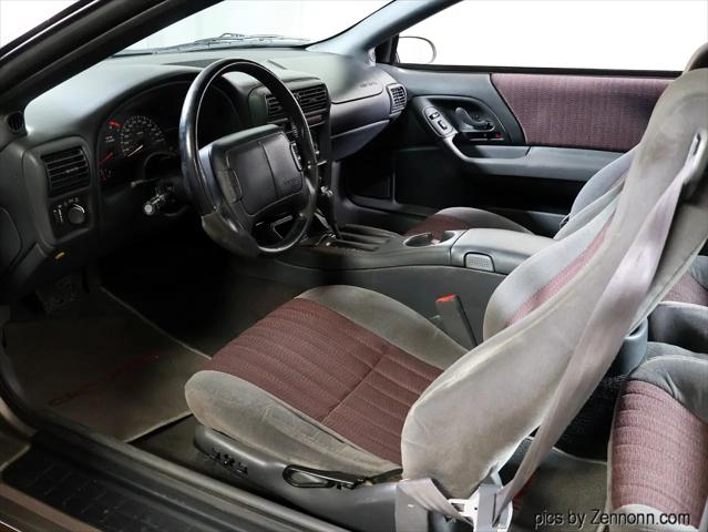 1999 Chevrolet Camaro Base