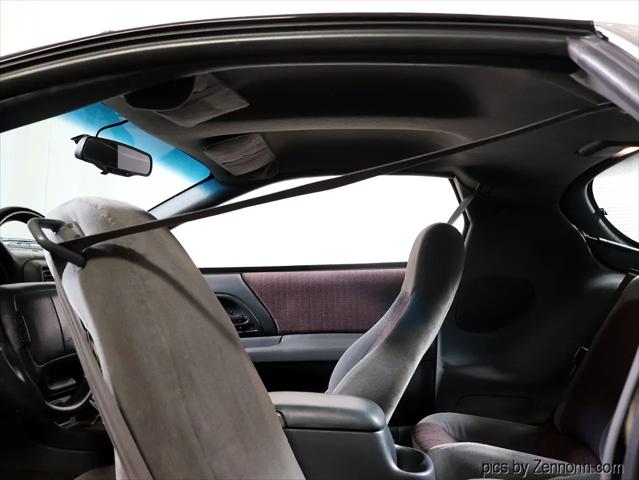 1999 Chevrolet Camaro Base