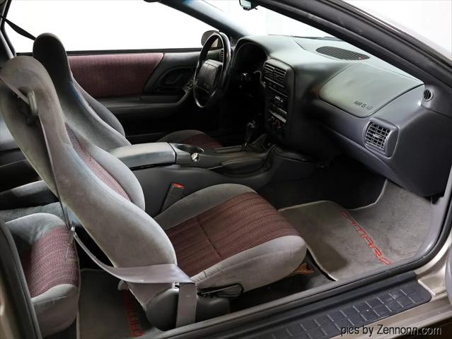 1999 Chevrolet Camaro Base