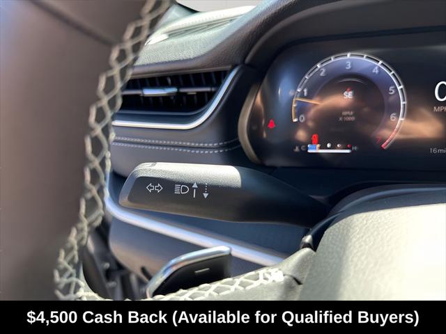 2026 Jeep Grand Cherokee Laredo 4x2