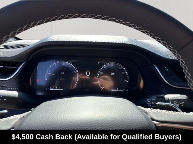 2026 Jeep Grand Cherokee Laredo 4x2
