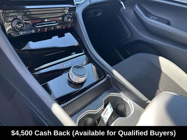 2026 Jeep Grand Cherokee Laredo 4x2