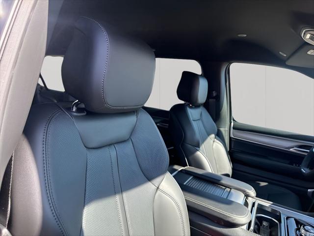 2026 Jeep Grand Wagoneer L 4x2