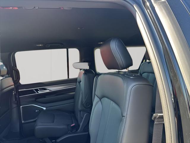 2026 Jeep Grand Wagoneer L 4x2