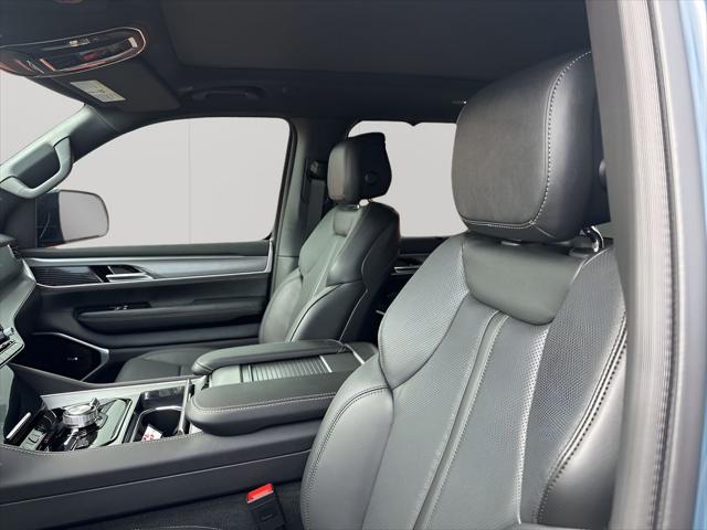 2026 Jeep Grand Wagoneer L Limited Reserve 4x4