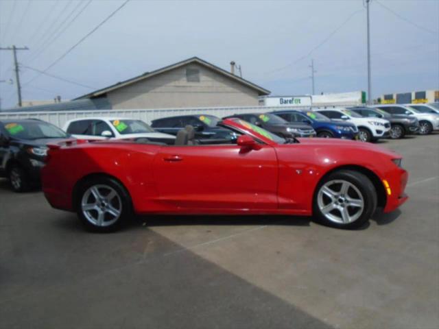 2020 Chevrolet Camaro RWD Convertible 1LT