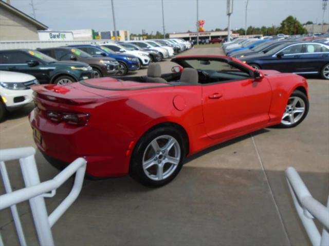 2020 Chevrolet Camaro RWD Convertible 1LT