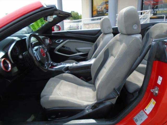 2020 Chevrolet Camaro RWD Convertible 1LT