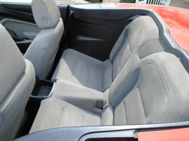 2020 Chevrolet Camaro RWD Convertible 1LT