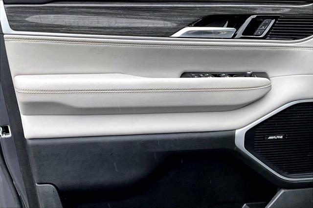 2022 Jeep Wagoneer Series III 4x4